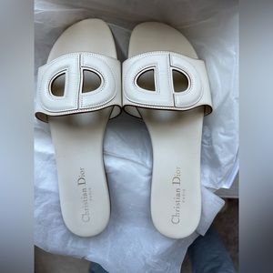 Dior D-Club slide in white calfskin size 39